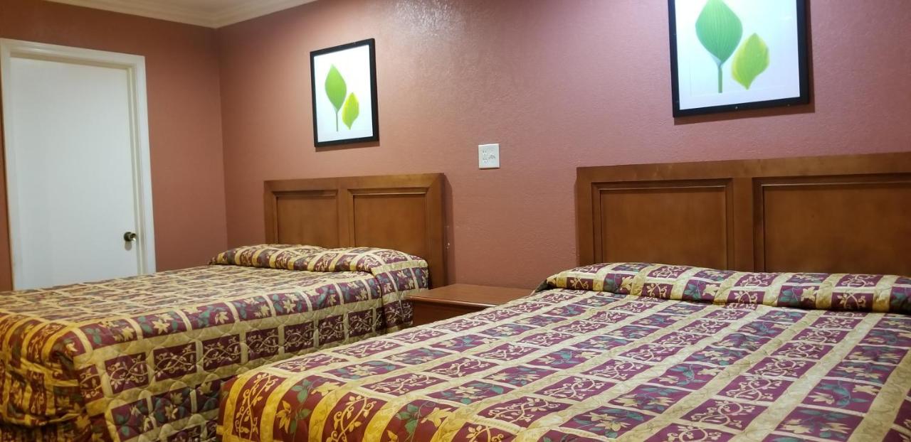 Travel Haven Motel Генфорд Екстер'єр фото